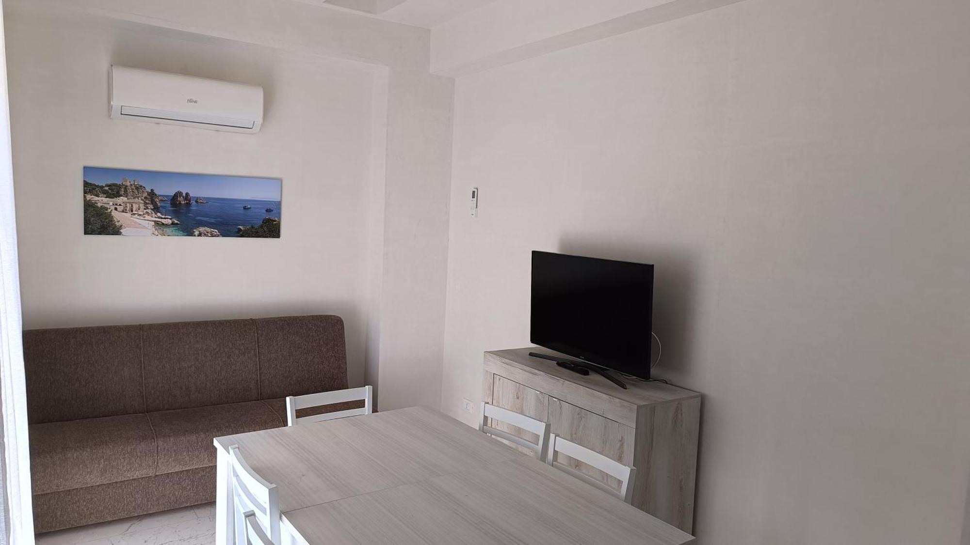 Casa Francesca 2 Lofty Apartment Castellammare del Golfo Exterior photo